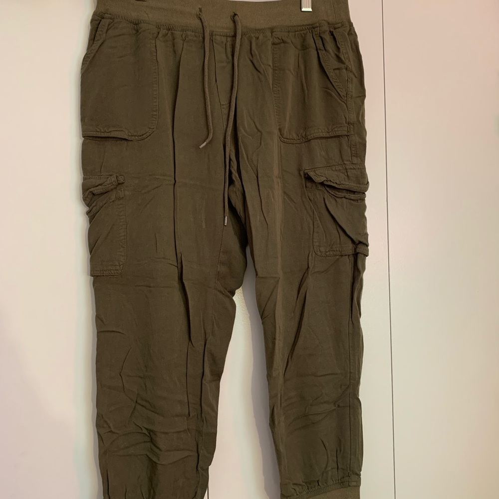 Blue notes relaxed army green jogger cargo pants